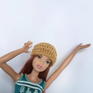 Beanie hat for fashion dolls in metallic thread