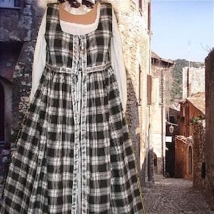 Irish Scottish Costume Medieval Gown Celtic SCA Garb B&W Tartan Plaid Frt-Lcg Irish Overdress lxl FREE SHIP