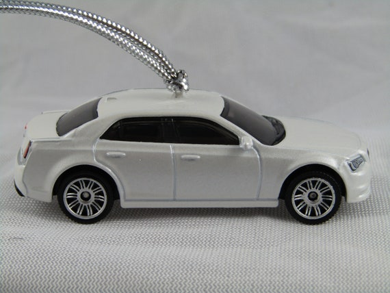 hot wheels chrysler 300
