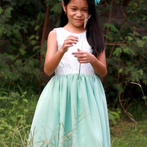 Mint Green flower girl dress, chiffon junior bridesmaid dress, satin and ivory lace dress with mint green chiffon long dress for girls