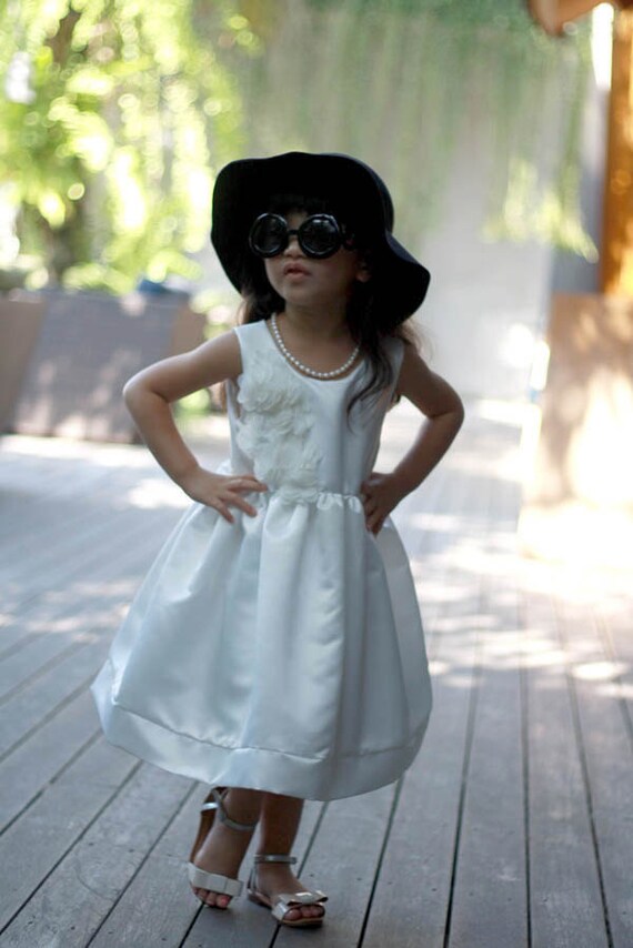 plain white flower girl dresses