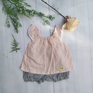 Linen baby girl clothes, dusty rose and grey baby clothes set, Dusty rose baby shower gift, summer baby top and bloomer set, dusty pink rose