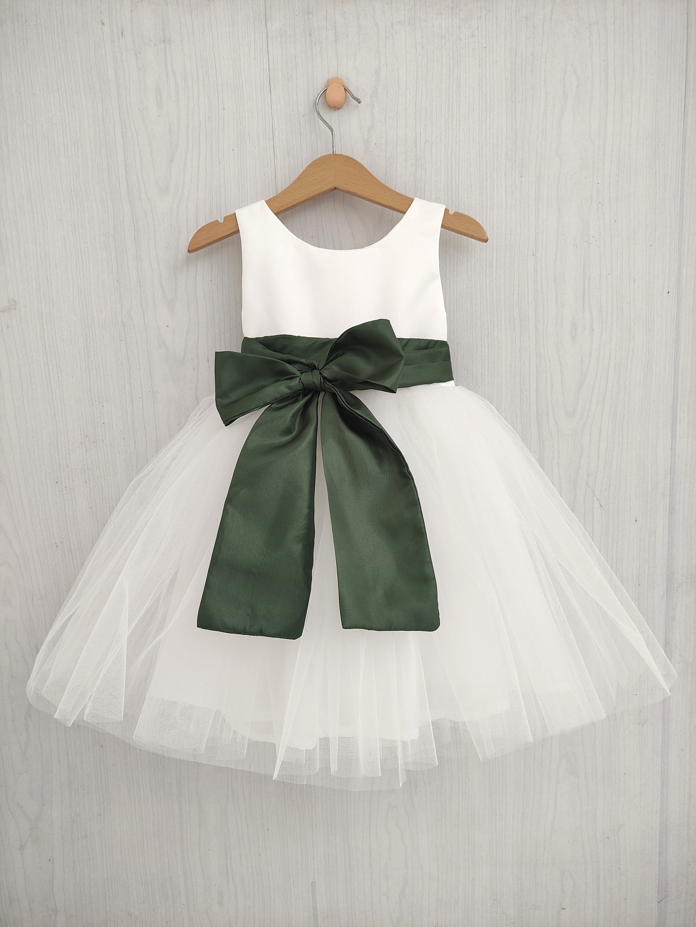 Sweet White Flower Girl Dresses with Green Sash