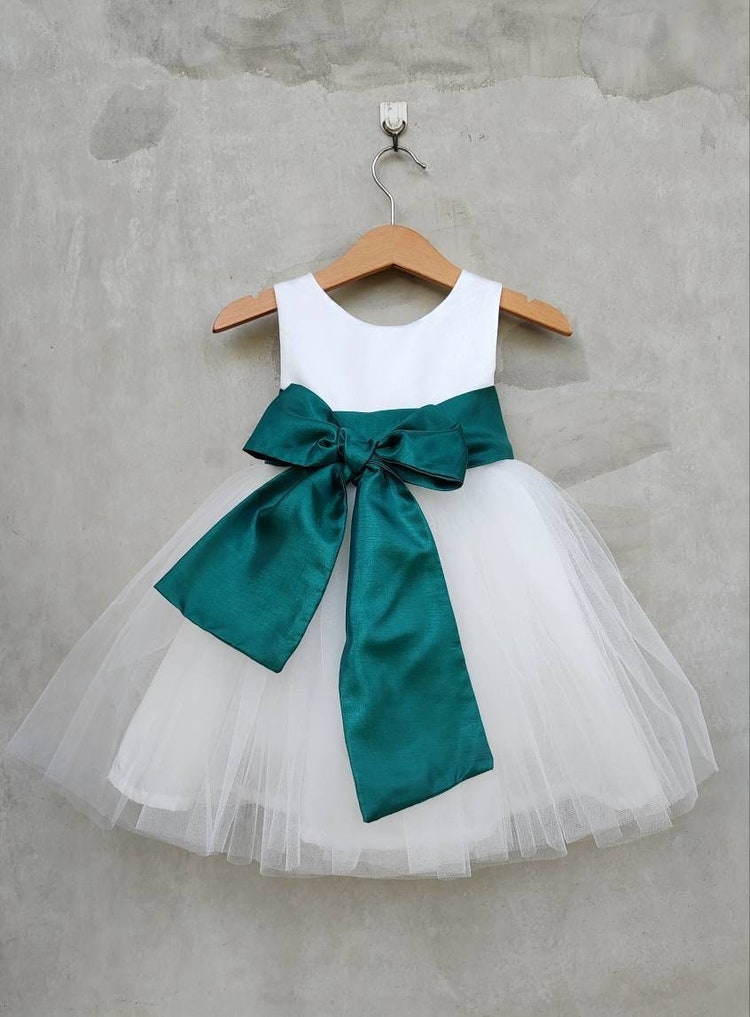 Abito da ragazza di fiore verde pavone vestito da principessa da sposa bianco per bambini, abiti da ragazza di fiori verde acqua con tulle, abito avorio, abito da bambino