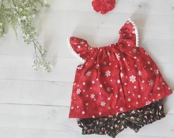 Christmas baby clothes, red and green, snowflake baby top and bloomer