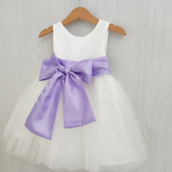 Lavender flower girl dress tulle, junior bridesmaid dress, flower girl dress wedding bridesmaid toddler puffy white outfit, wisteria dress