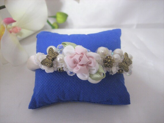 Vintage white satin Butterfly faux pearl flower b… - image 2