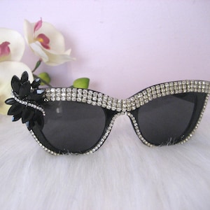 Bling Rhinestone Cat Eyes black faux Jewel design and black frame sunglasses eyewear accessories