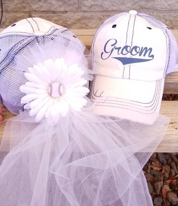 Baseball Bride Hat With Veil for Baseball Game Bachelorette  display picture 2