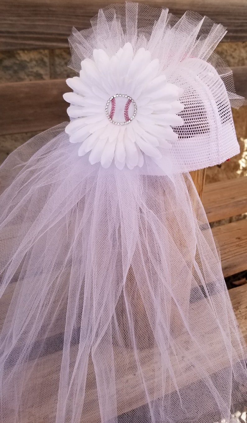 Bride Hats Bride-to-Be Hat with veil Bachelorette Party | Etsy
