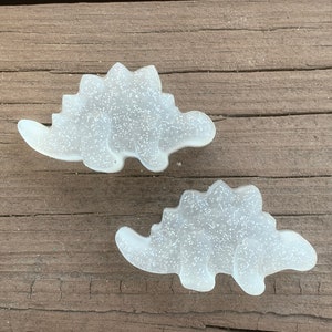 Resin Dinosaur Keychains and Magnets (Ice Cap)