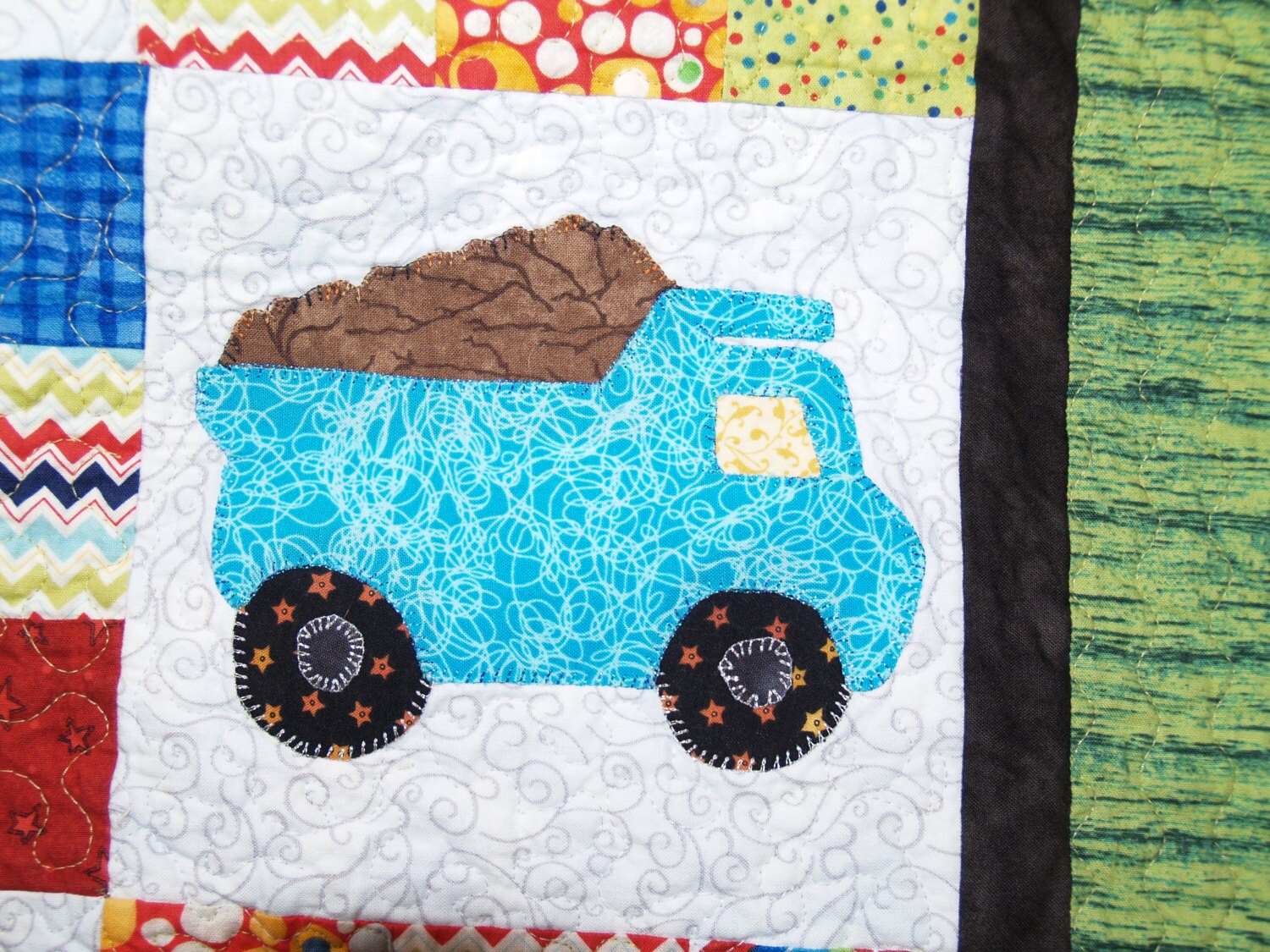 Applique and Patchwork Baby Quilt.... on the GO. Etsy