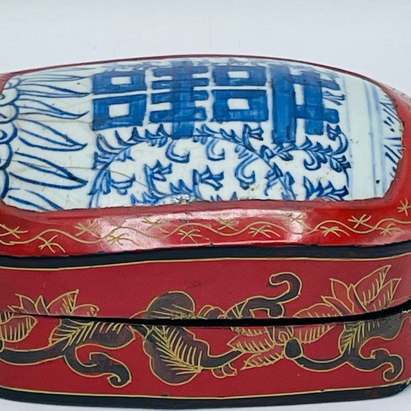 Rare Antique Chinese Lacquered Wood Tea or Opium box with Porcelain insert.