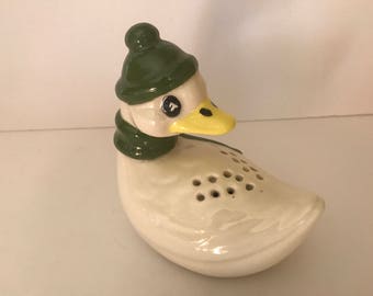 Vintage LG Ceramic Shakers Ideal for Cheese or Spices Shaped like a duck- Wearing green hat and skarf