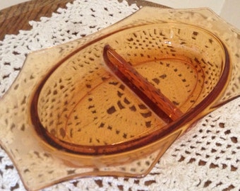 Vintage Pretty Amber Etched Glass Divided Condiment Relish Tray Dish.
