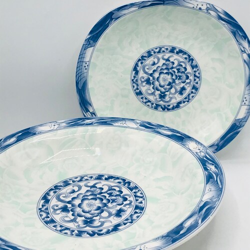 Vintage 4 PC of Blue. Light Green and White Asian Style Bowl shops with lovely floral design