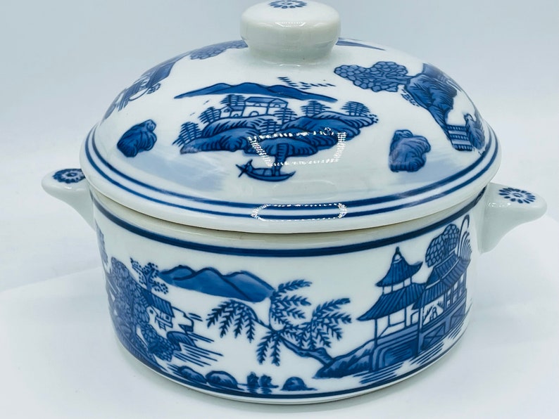 Vintage Blue and White lidded Soup Tureen Featuring China Country Scene 6.5 Chip Free image 1