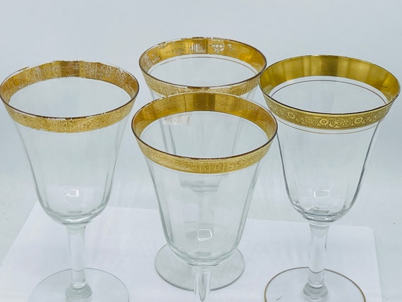 Set of Four Fitzgerald Large Wine Glasses - Lime Green