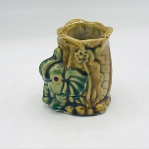 Vintage Majolica Green Vase planter cute little elephant on the rim-Great condition 4 image 1