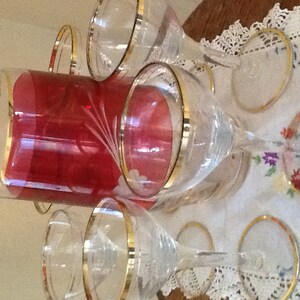 Vintage Cranberry etched glass Decanter with 6 WIne/Sherry Gold Trim Glasses image 2