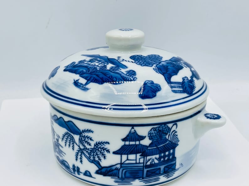 Vintage Blue and White lidded Soup Tureen Featuring China Country Scene 6.5 Chip Free image 2