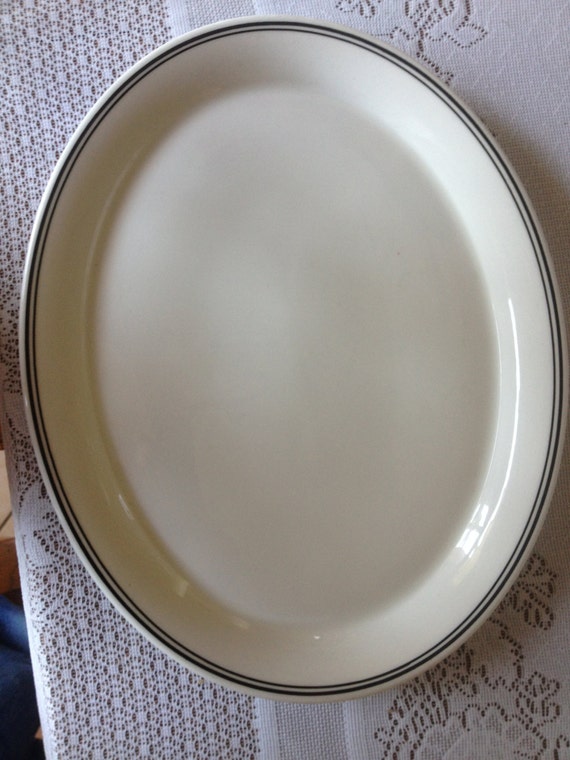 Wereldrecord Guinness Book Graan zijn Vintage Oval Serving Platter With Black Trim From Shenango - Etsy Wereldrecord Guinness Book Graan zijn Vintage Oval Serving Platter With Black Trim From Shenango - Etsy