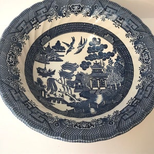 Vintage Royal Wessex  England Blue Willow Vegetable Serving Bowl 9.25&quot; Wessex Collection England