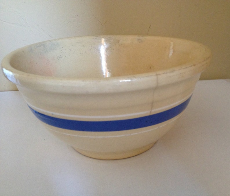 Vintage Watt Yellow Ware Mixing bowl, marked oven ware USA Blue and White Band Border image 4