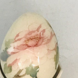 Vintage porcelain Floral Egg with Crack Egg Porcelain Holder Easter GIft Decoration 3 1/4 image 2