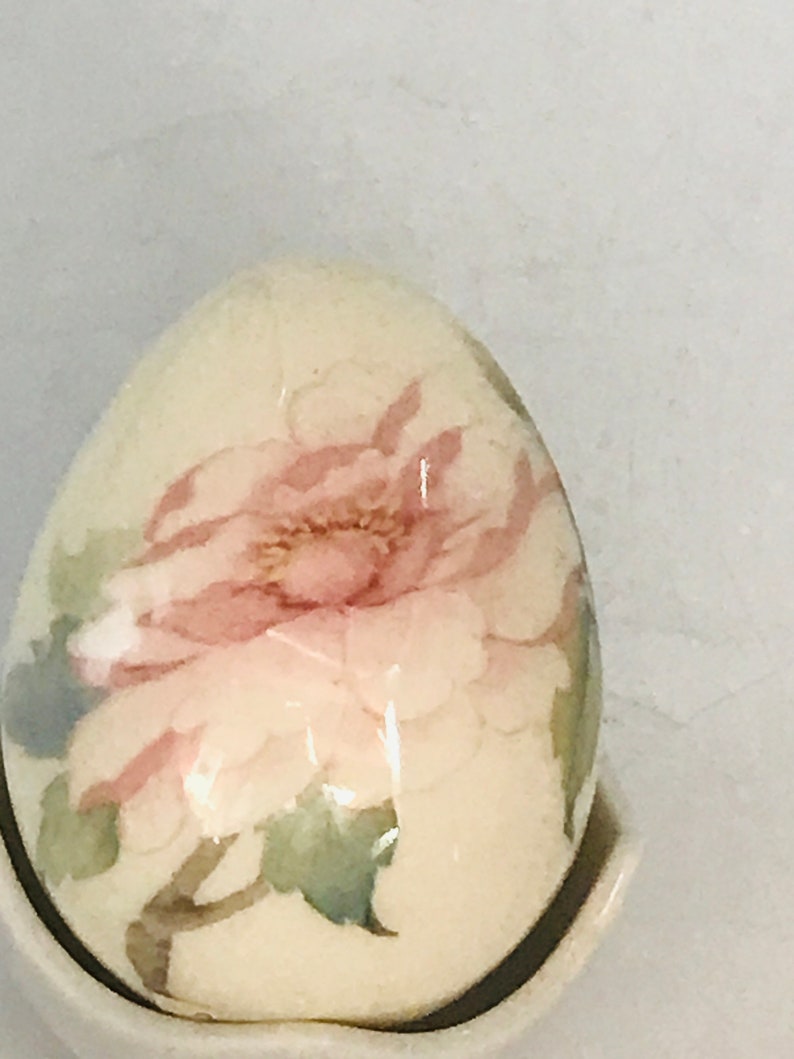 Vintage porcelain Floral Egg with Crack Egg Porcelain Holder Easter GIft Decoration 3 1/4 image 2