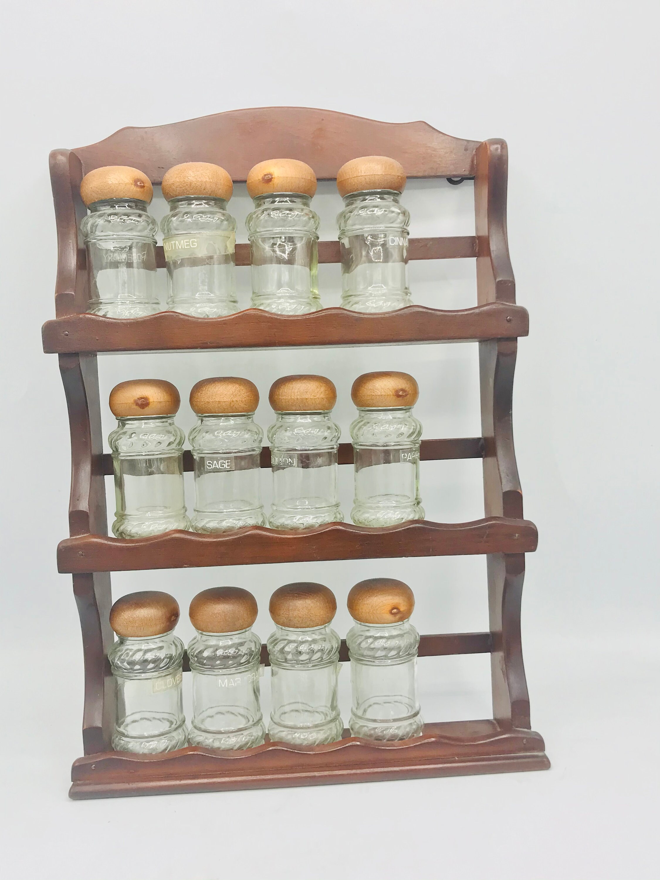 VTG Wood Tiered Spice Rack Stand & 10 Glass Label Spice Jars Storage  Containers