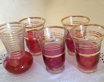Vintage (5) PC Cranberry and gold  glass Sherry or Shot Glasses Gold Trim Glasses