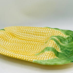 Vintage  Pottery Serving Platter Corn Cob  shaped - Great condition-