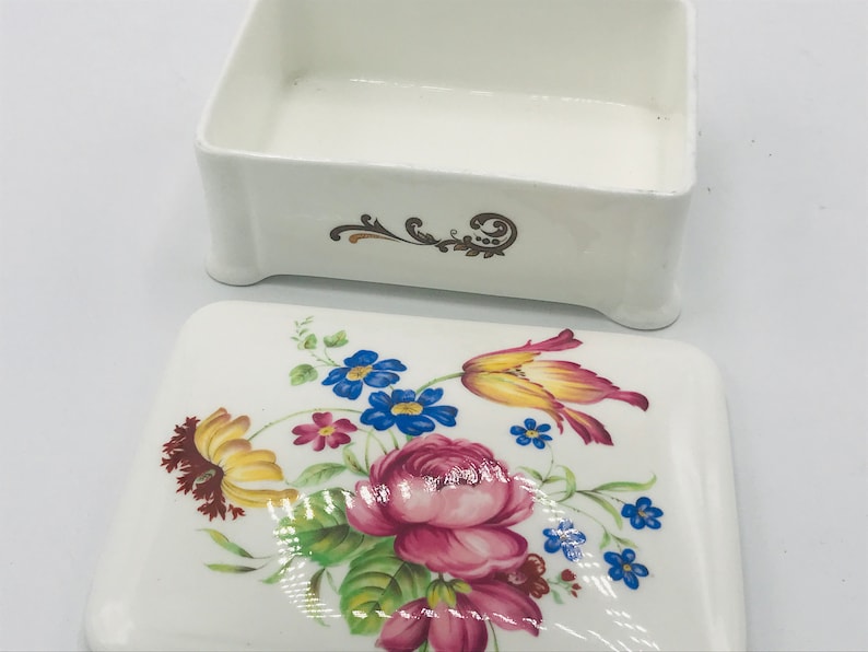 Exclusive-Lidded Box 5 Marked Floral Design Vintage Porcelain Box Fine Bone China England