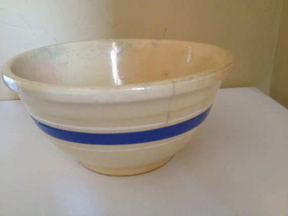 Vintage USA Made Watt OvenWare Ceramic Blue White Cream 8” Mixing Bowl –  Mitchell Sotka