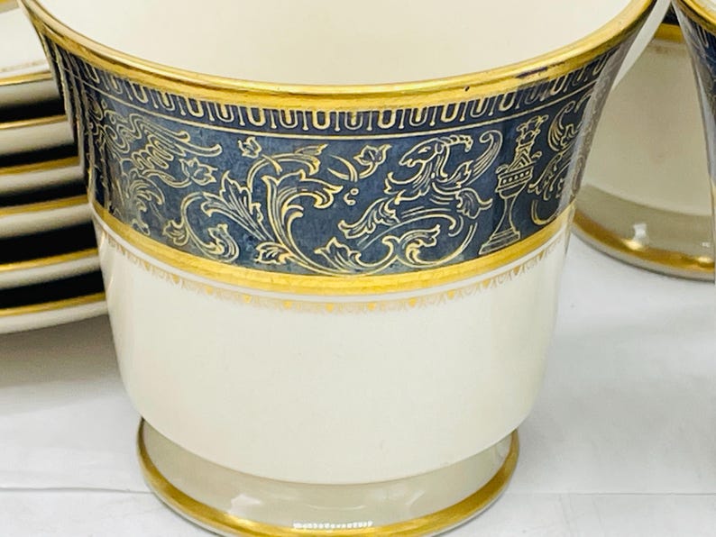 Gorham Lorenzo De Medici Footed Cup & Saucer Set - Thumbnail 2