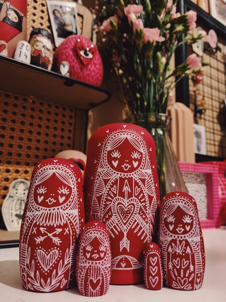 Russian nesting dolls, matryoshka dolls in dolls, Valentine's Day gift, valentines illustration decor image 1