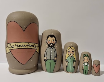 Family of 3 - POLKADOT BACKGROUND. Personalised nesting dolls, family portrait, Russian dolls, matryoshka dolls.