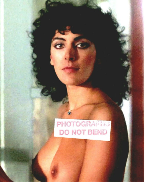 Marina sirtis topless