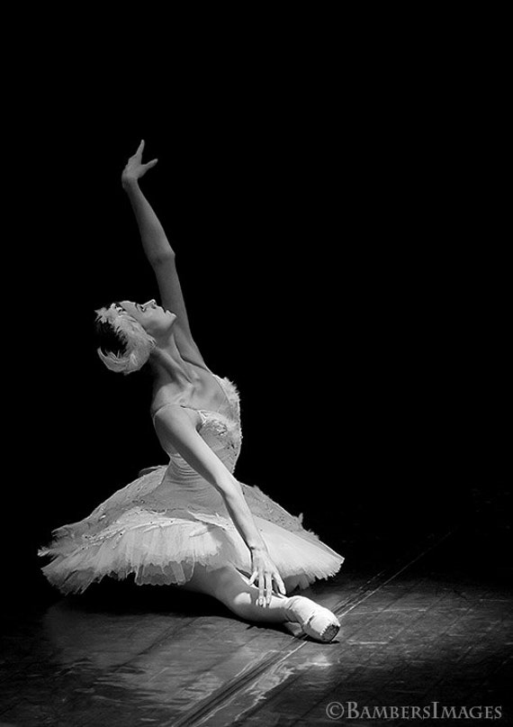 Ballerina Foto In Schwarz Weiss Russische Tanzerin Die Den Etsy