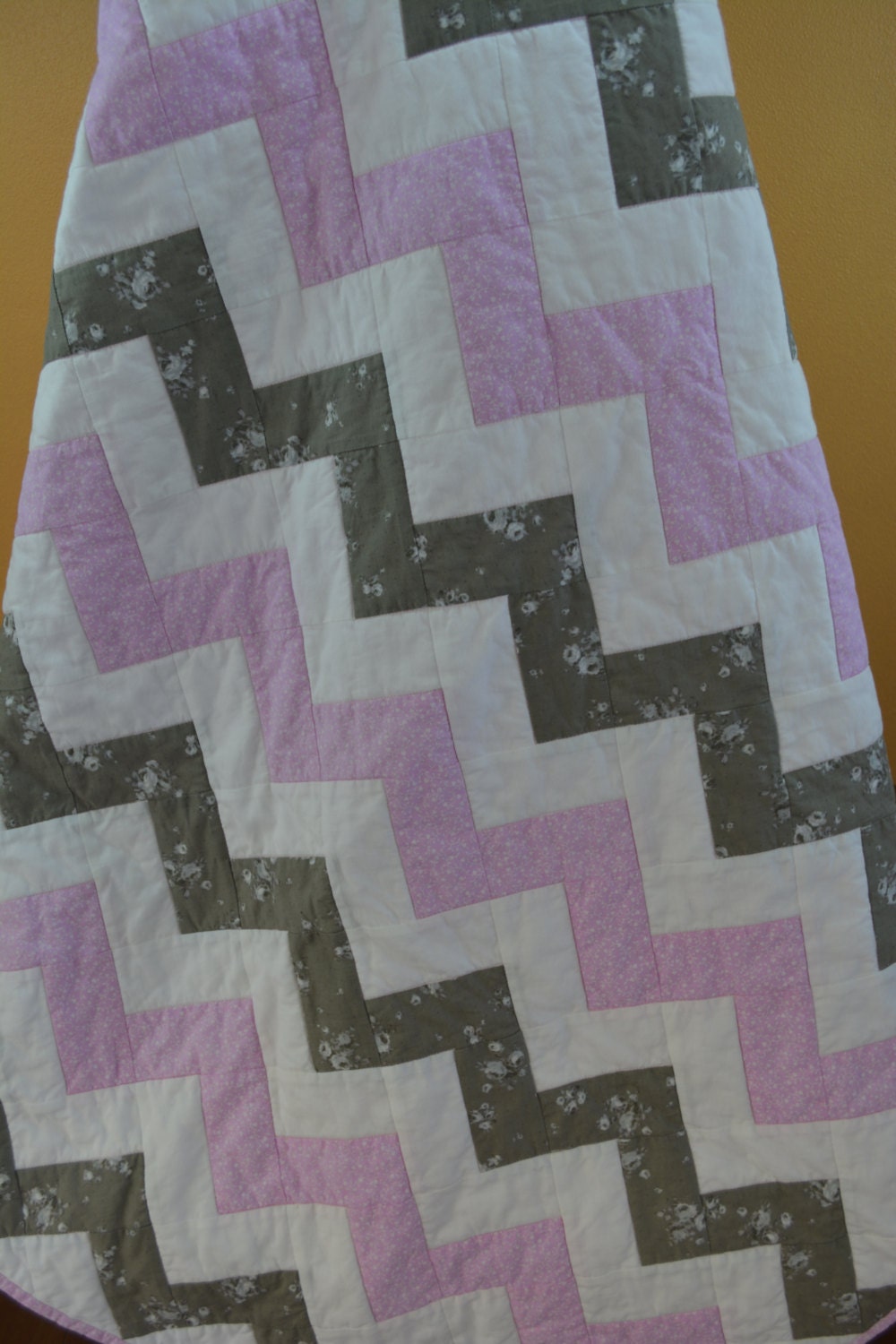 Rosa Gris y Blanco Chevron Baby Girl Edredón 40x43... Tejido | Etsy