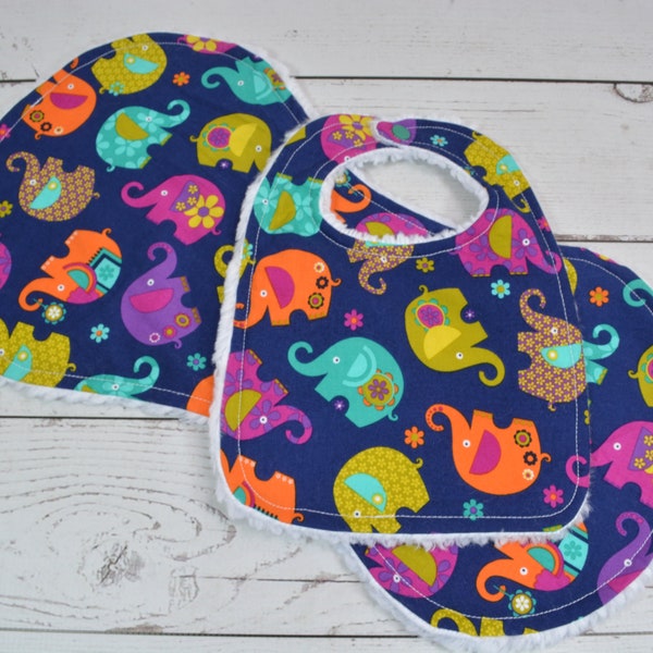 Bib and Burp Cloth Set... Giraffe Print Bib Burp Cloth... Chenille and Flannel Bib