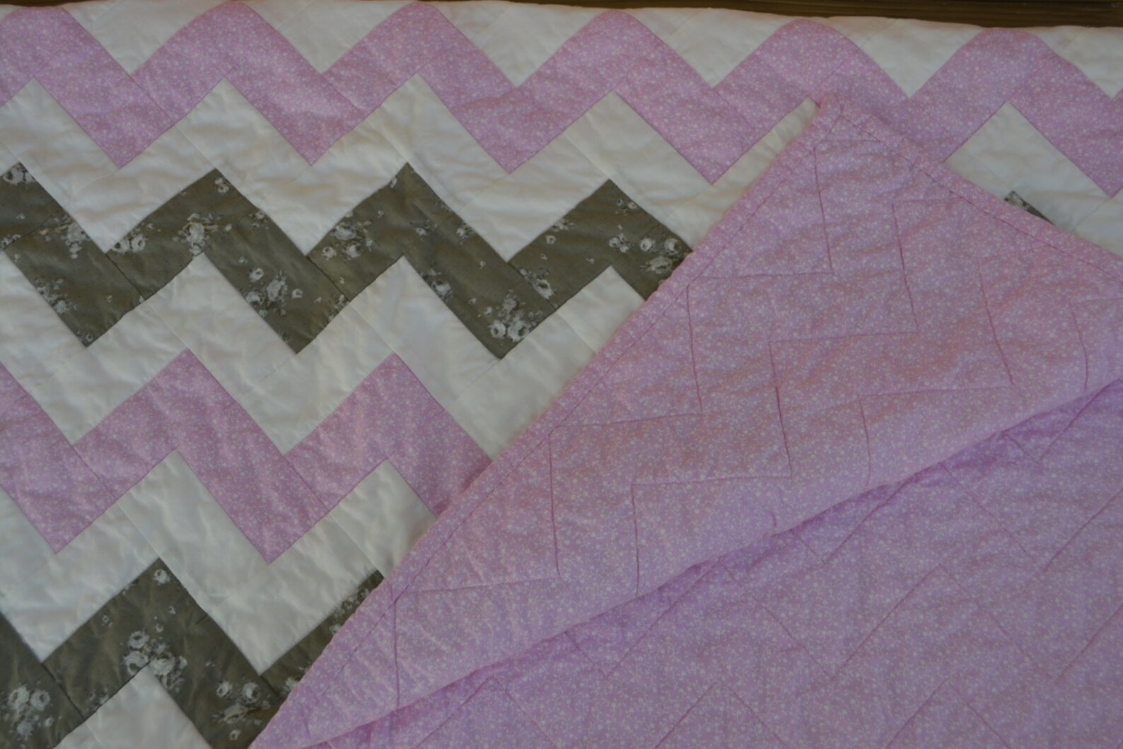 Rosa Gris y Blanco Chevron Baby Girl Edredón 40x43... Tejido | Etsy