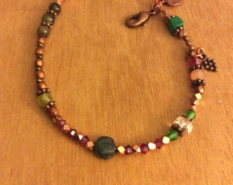 Taurus Astrology bracelet/necklace for Love and relationships! Delicate, thin. Rose quartz, Green Tourmaline, Swarovski and raw emerald!