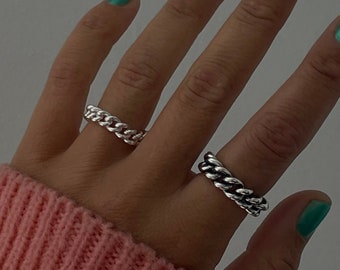 Small chain ring .Silver ring