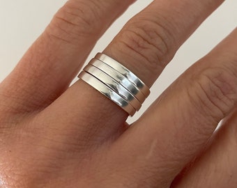 Set of four stacking rings.