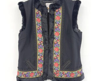 Victor Costa Black Wool Faux Fur Trim Vest M Folk Cottage Whimsigoth Vintage 90s