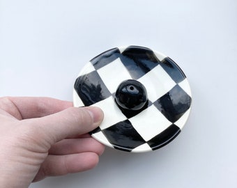 Checker incense holder