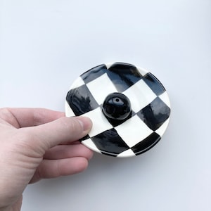 Checker incense holder