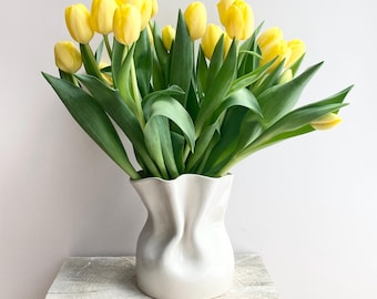 Mini Gloss White Dumpling Ceramic Vase